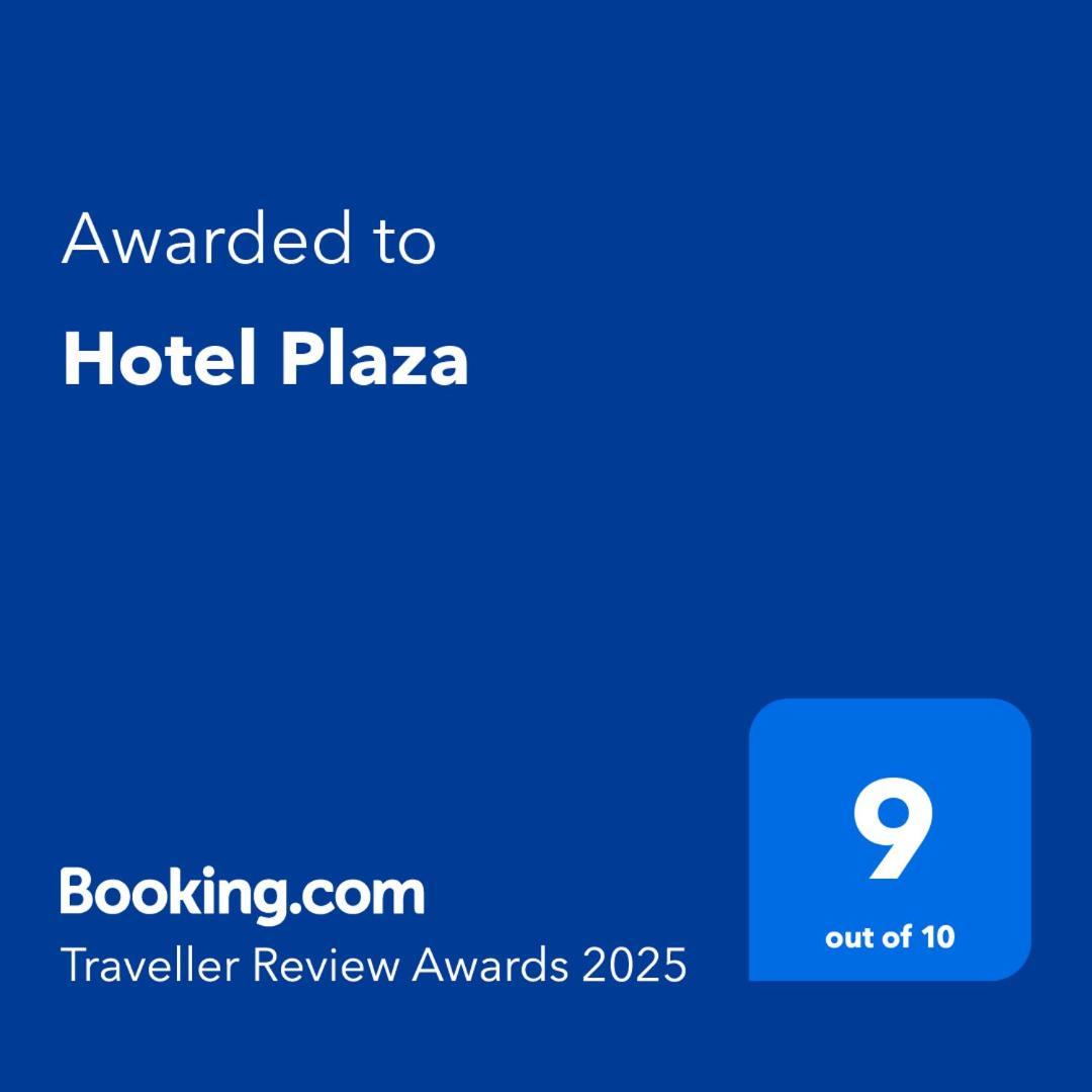 Hotel Plaza Onís エクステリア 写真